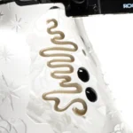 ROOR.US - 18" Custom Sandblasted Beaker - 50x5 - Swarovski - Roses - Image 6