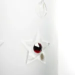 ROOR.US - 18" Custom Sandblasted Beaker - 50x5 - Swarovski - Feathers - Image 6